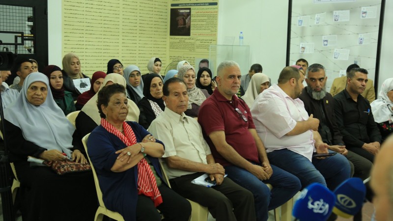 المدهون: ضرورة تبني آليات عمل حقيقية ومجدية لمساندة وإسناد الأسرى المرضى-3