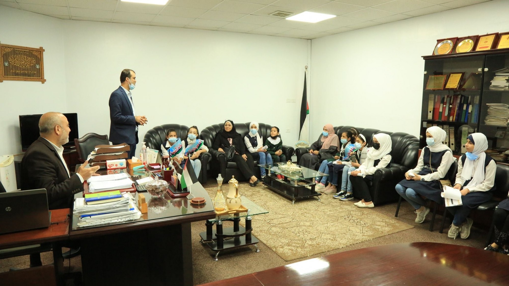 وزارة الأسرى تستقبل مجموعة طالبات من مدرسة حسن سلامة-2
