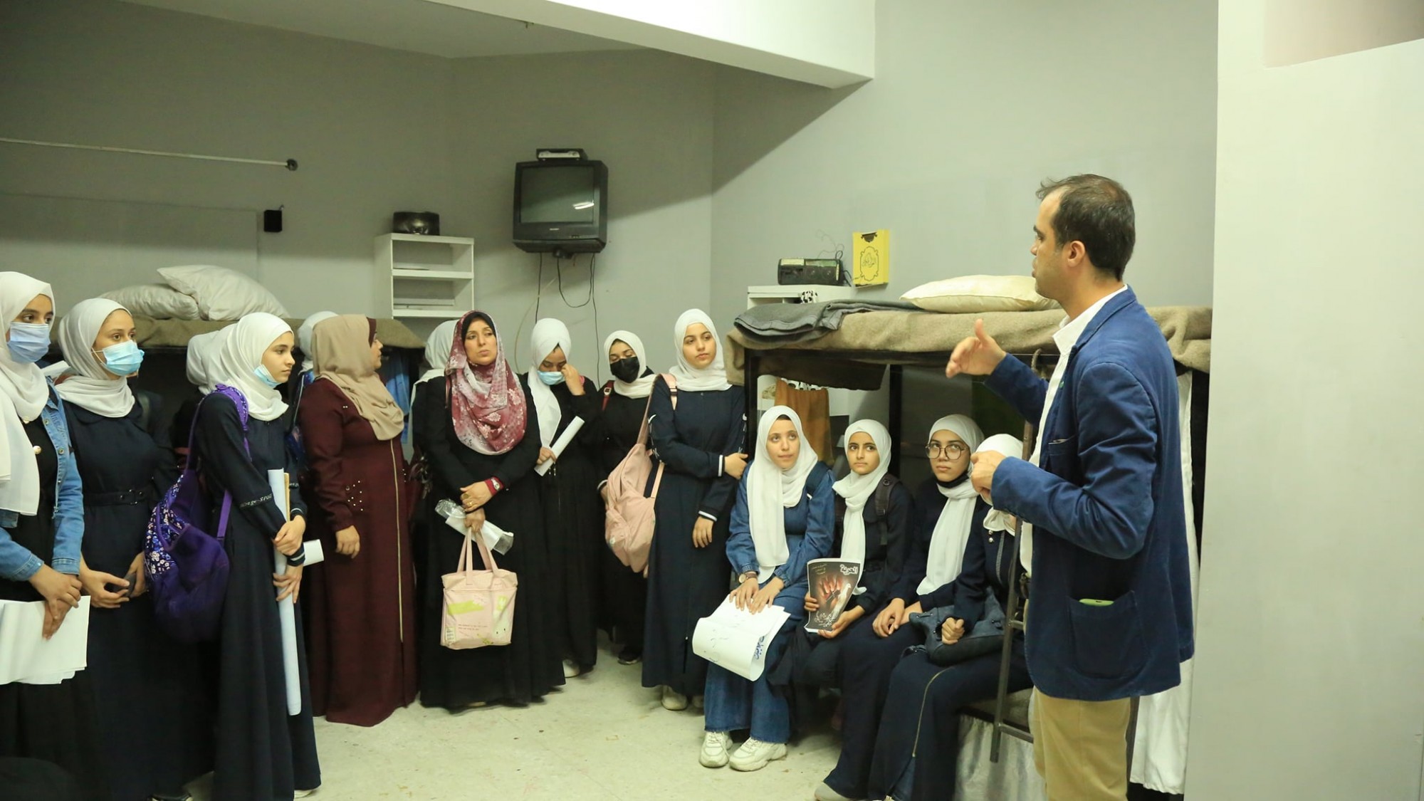 وزارة الأسرى تستقبل مجموعة طالبات من مدرسة شادية أبو غزالة الثانوية للبنات-1