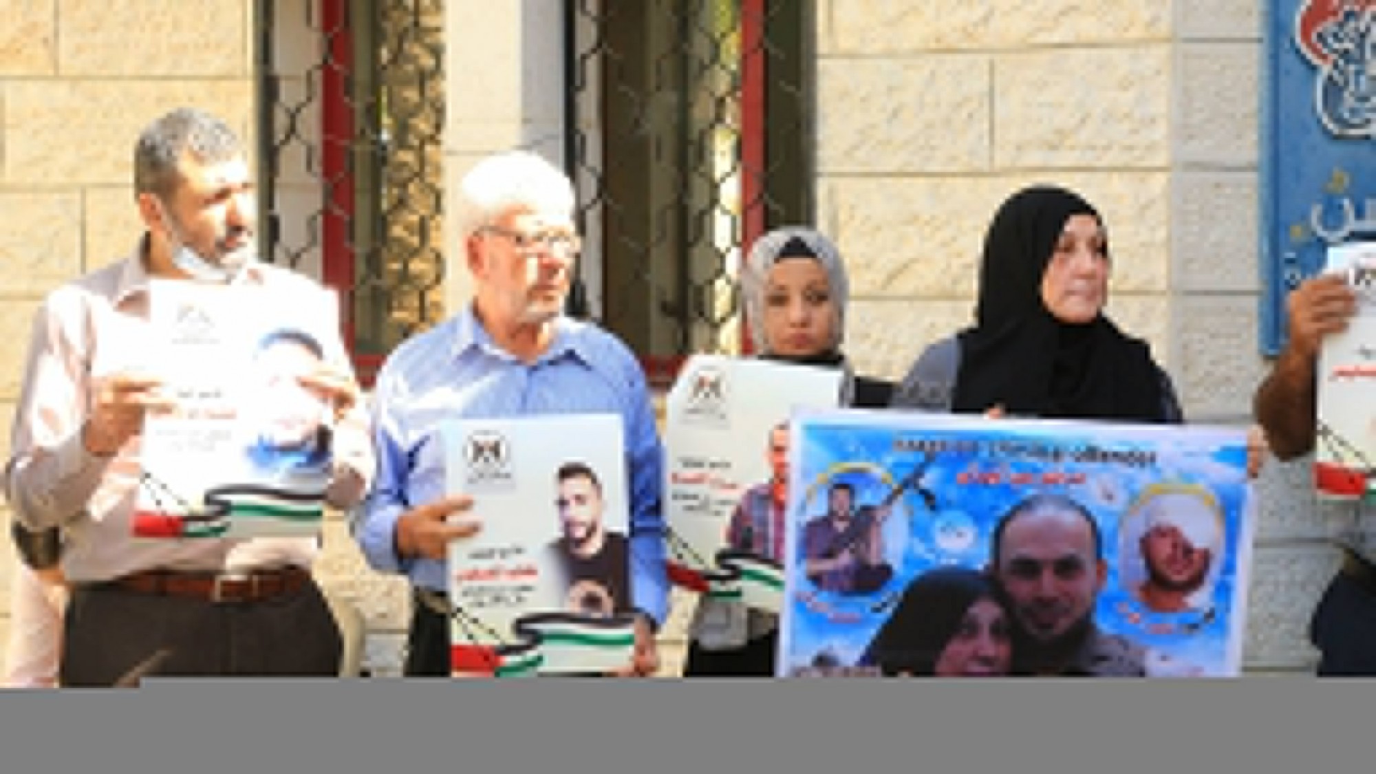 أبو كرش: نتابع بقلق شديد الأوضاع الخطيرة التى وصل لها الأسرى المضربين عن الطعام-3