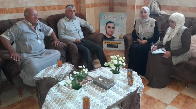 وزارة الأسرى والمحررين تزور عدد من أهالي أسرى محافظة رفح