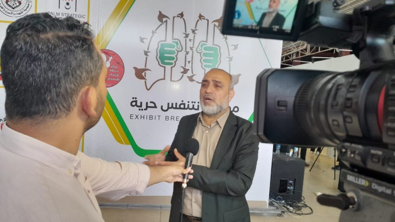 وكيل وزارة الأسرى : المعرض يجسد معاناة الأسرى داخل سجون الاحتلال وحالة الصمود الأسطوري والإبداع في عدة زوايا وجوانب