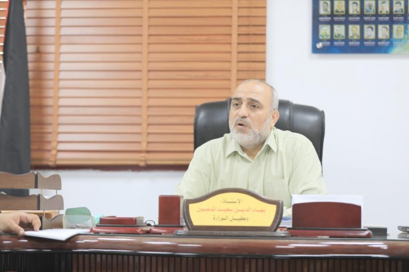 المدهون: حزمة الإجراءات العنصرية ضد الأسرى تؤثر في أوضاعهم الإنسانية